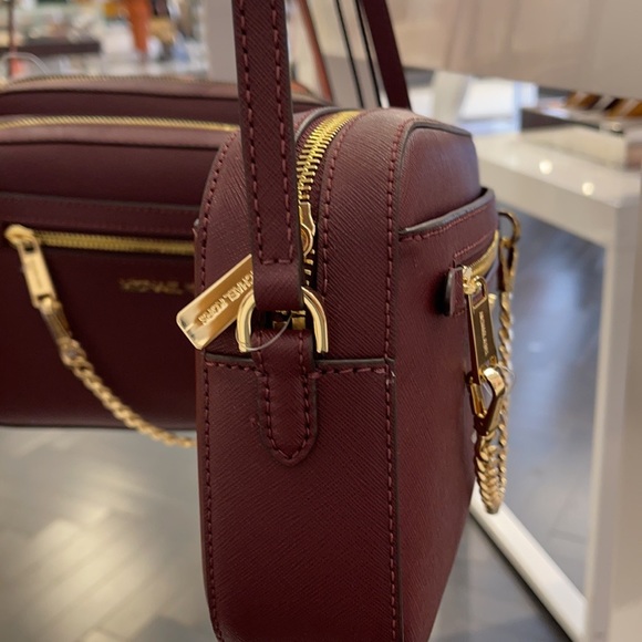Michael Kors Jet Set Item Large East West Zip Chain Merlot Crossbody Bag - Picture 3 of 15